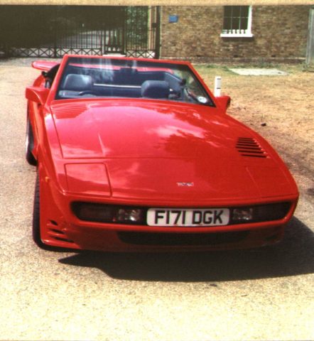 420 SEAC Tim Lamonts red SEAC (now sold). This car ran the 4.2 Rover engine with the enlarged ACT components including 78mm Throttle body, enlarged trumpets and manifold and with a high lift 234 cam produced over 300 bhp. This car is referred to in the Cars & Car Conversions article.